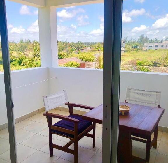 اتاق استاندارد با تراس, Visiwa Beach Resort