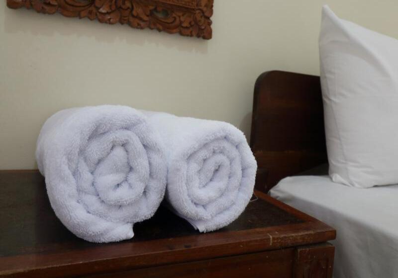 标准间, Spot On 2426 Hotel Aget Jaya Ii