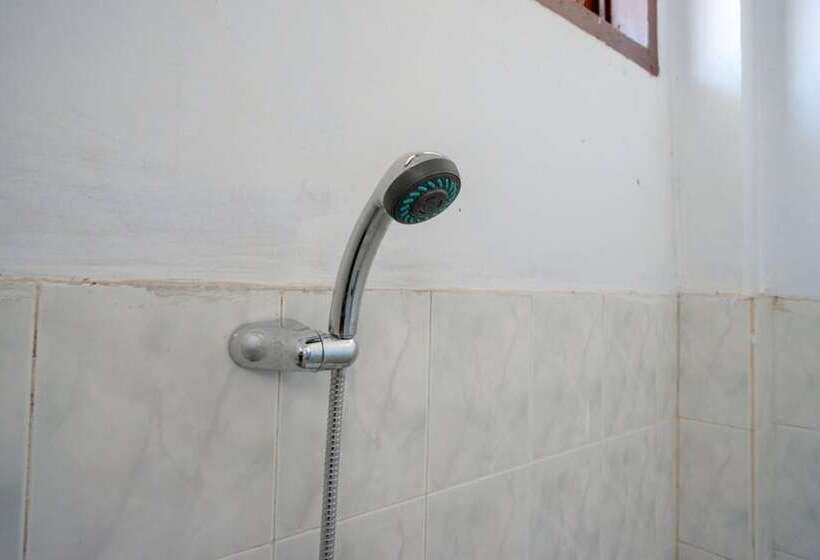 标准间, Reddoorz @ Hotel Horas Palopo