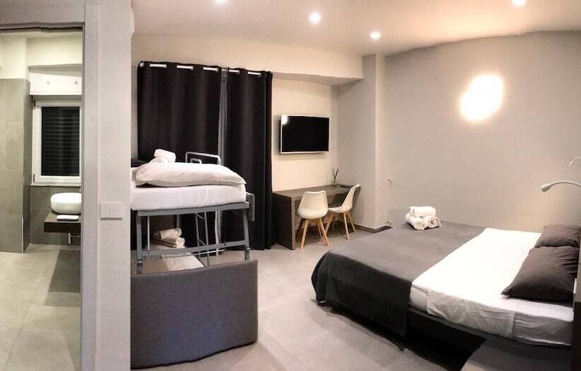 Delüks Oda, B&benny