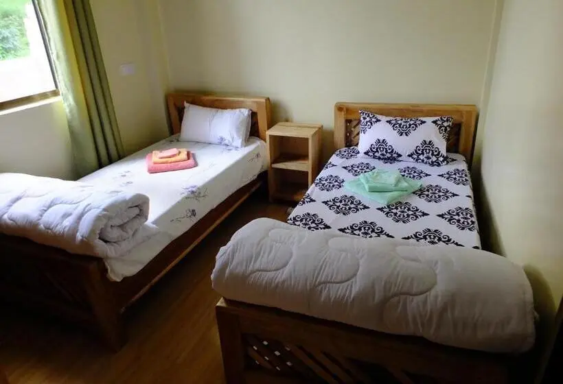 اتاق استاندارد, Enjivai Hostel