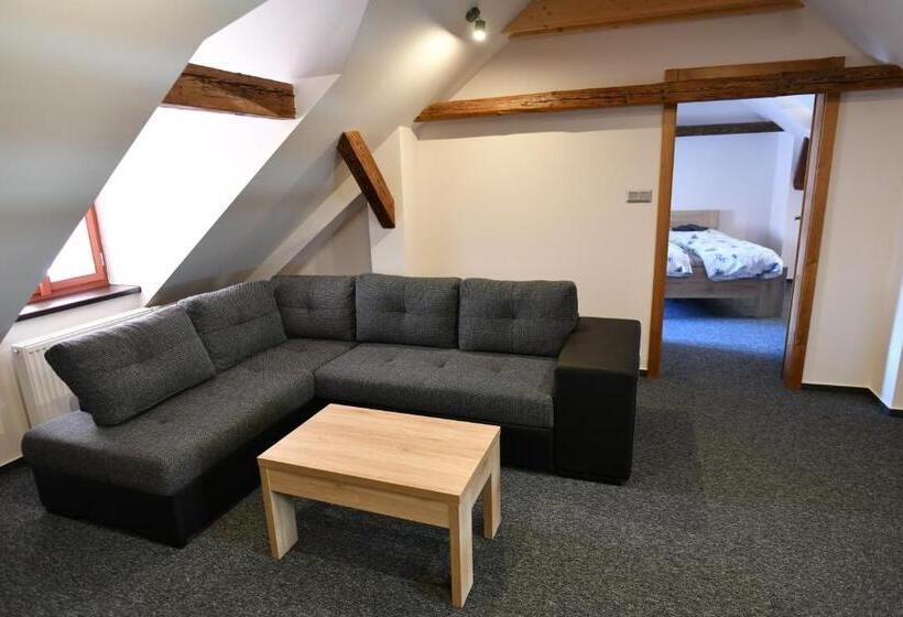 סוויטה משפחתית, Pivovar Prachatice