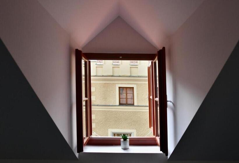 חדר משפחתי, Pivovar Prachatice