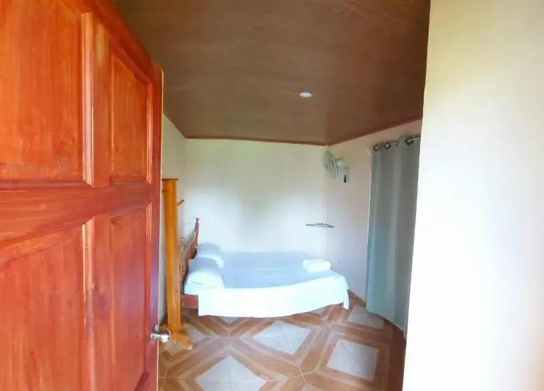 エコノミールーム, Yubarta Lodge