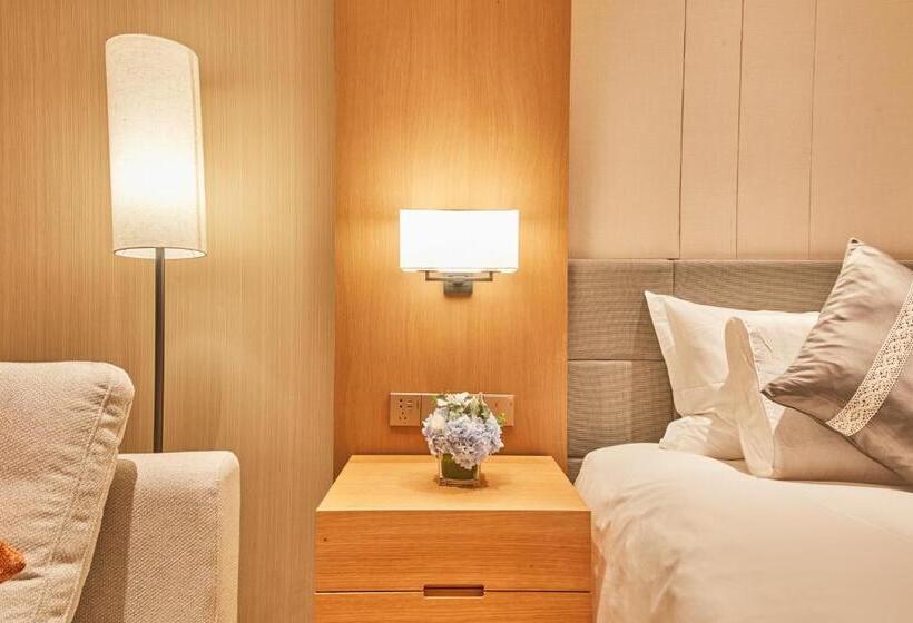 חדר סופריור, Yuyao Bright