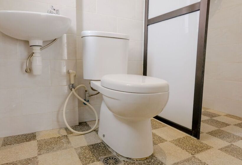 Номер Deluxe, Panorama İnn Residence Batu Mitra Reddoorz