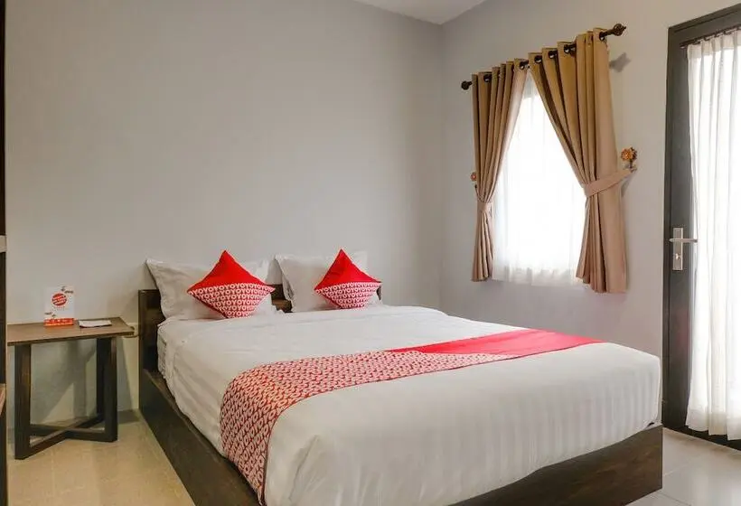 デラックスルーム, Panorama İnn Residence Batu Mitra Reddoorz