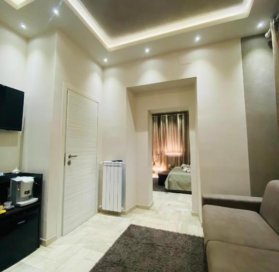 اتاق لوکس چهار تخته, Residenza Montenevoso