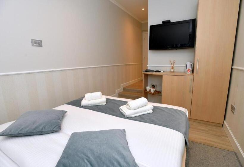 اتاق لوکس با تخت بزرگ, President