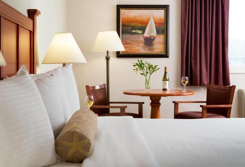 Номер Deluxe Кровать Кинг, Bayside Resort