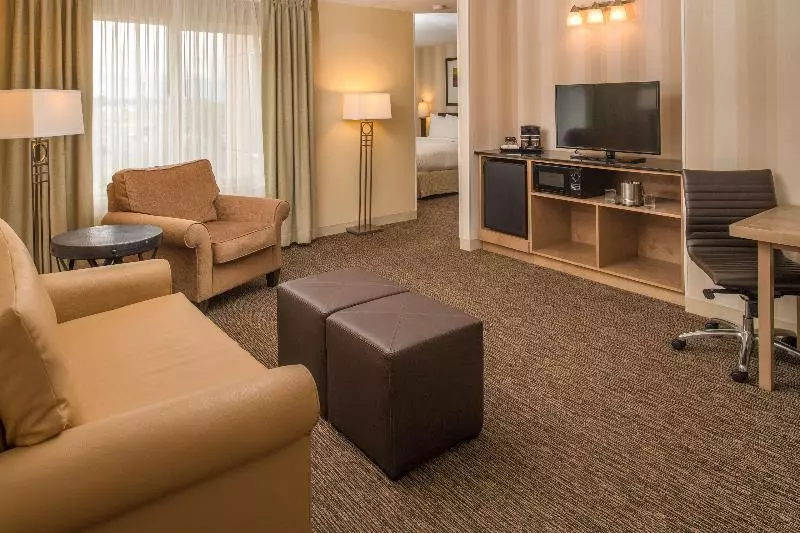 スイート, Doubletree By Hilton Portland  Beaverton