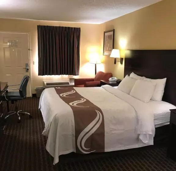 身障者適用キングサイズベッドルーム, Quality Inn