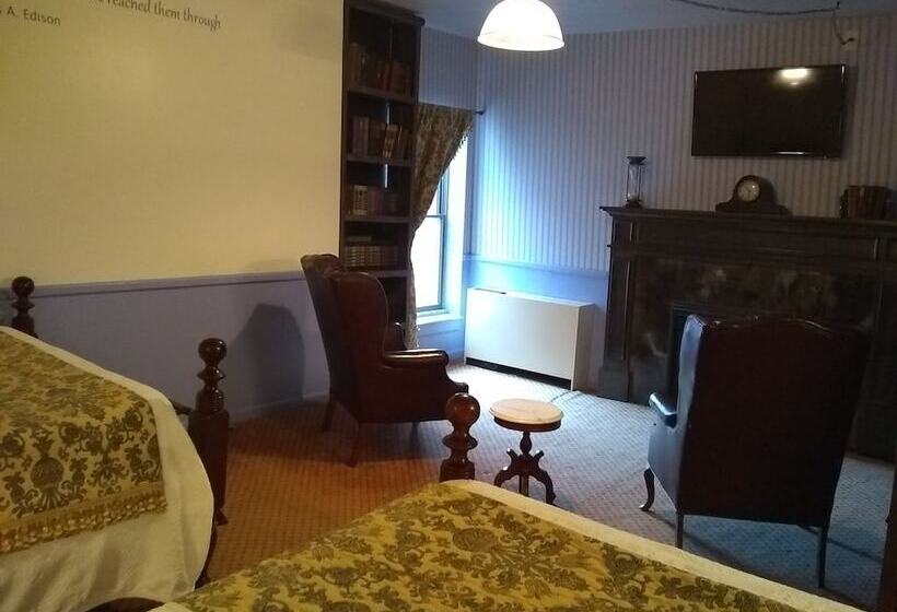 חדר דלוקס, The Charles Inn At Vacationland Inns