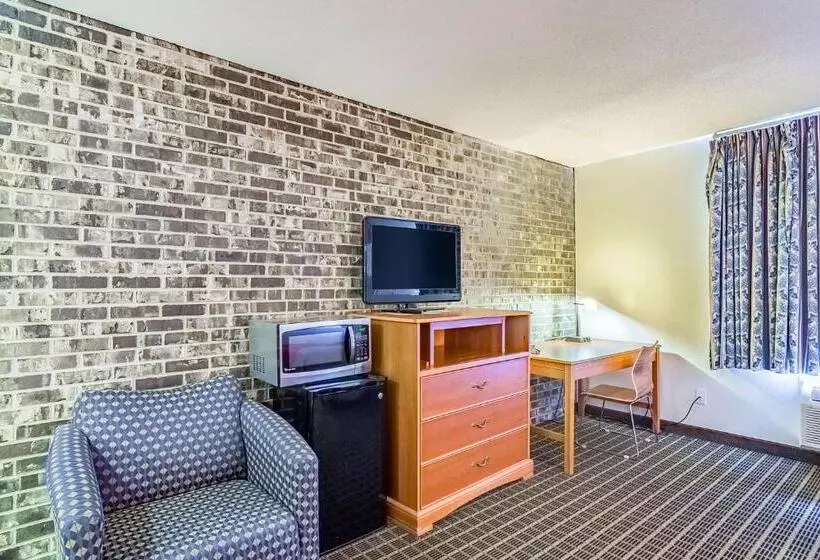 身障者適用キングサイズベッドルーム, Motel 6grand Rapids, Mi  Northeast