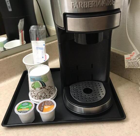 חדר סטנדרט עם מיטת קינג, Dutch Country Inn