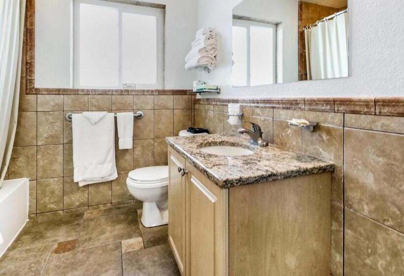 Номер Стандарт 2 Двуспальные Кровати, Page Terrace Beachfront