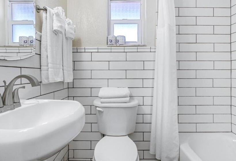 스탠다드 스튜디오 바다 전망, Palm Crest Resort Motel