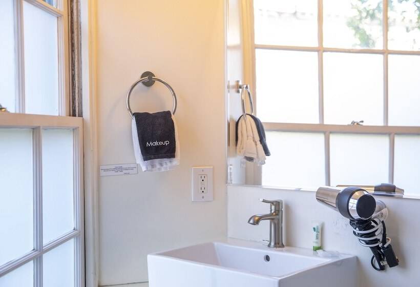 デラックスルーム, Edwardian