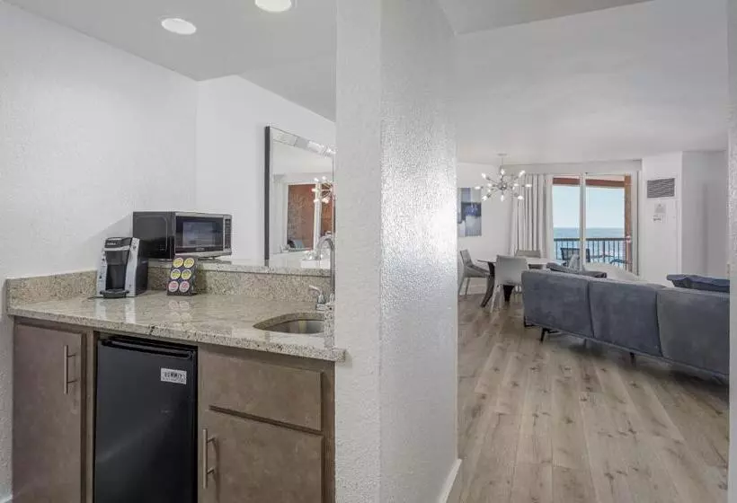 エクゼクティブスイート, Perdido Beach Resort