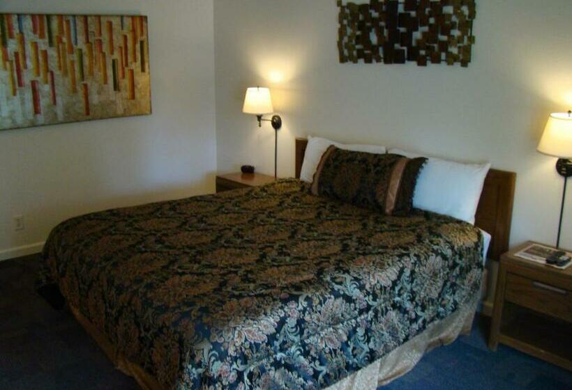 חדר סטנדרט עם מיטת קינג, Ponderosa Gardens Motel