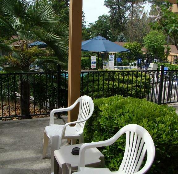 חדר סטנדרט, Ponderosa Gardens Motel