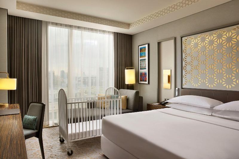 اتاق لوکس با تخت بزرگ, Sheraton Astana