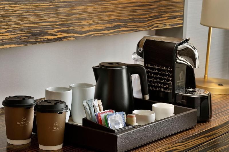 اتاق لوکس با تخت بزرگ, Sheraton Astana