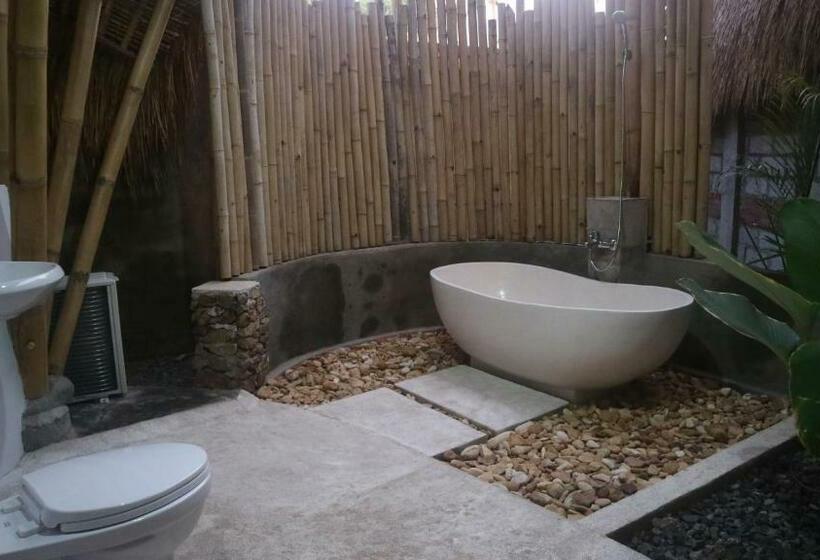 带按摩浴盆的套房, Hawera Village