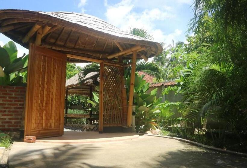 带按摩浴盆的套房, Hawera Village