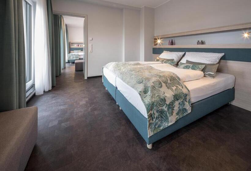 Апартаменты 2 Спальни, Rs Hotel   Smart & Modern Hotel Apartments