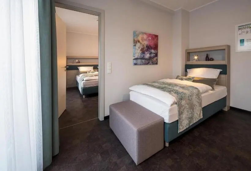 デラックストリプルルーム, Rs Hotel Smart & Modern Hotel Apartments