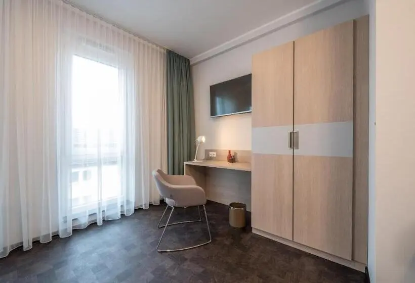 スーペリアールーム, Rs Hotel Smart & Modern Hotel Apartments