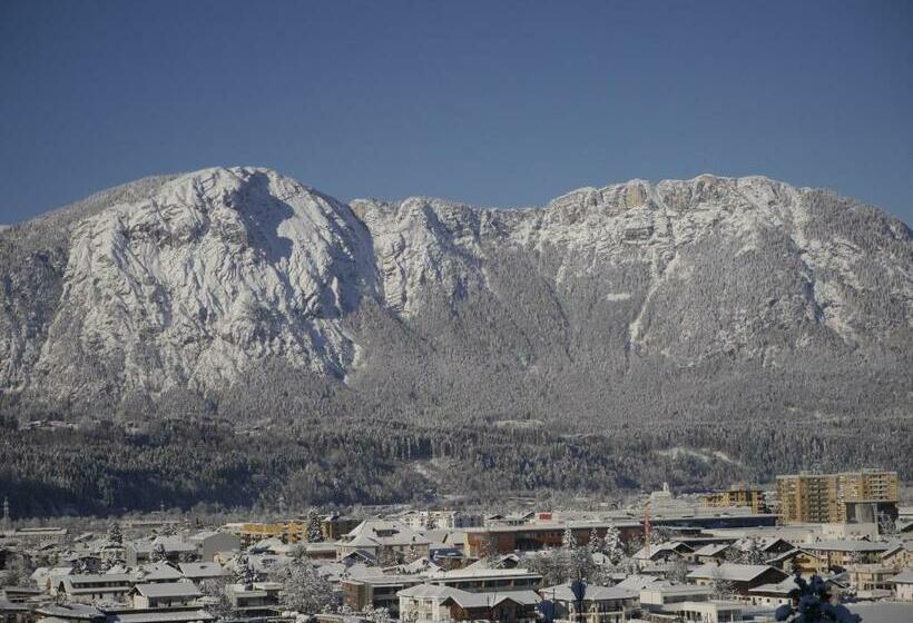 带山景的复式房间, Be 550