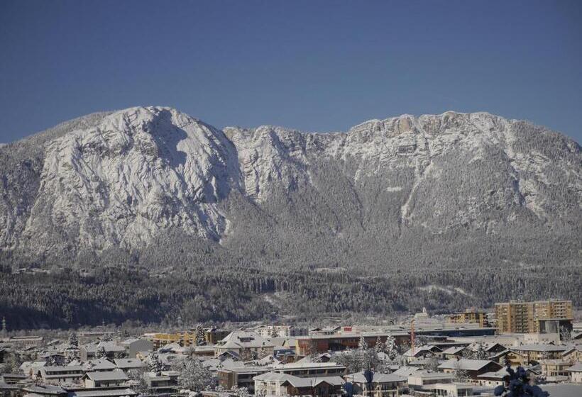 四人豪华间, Be 550