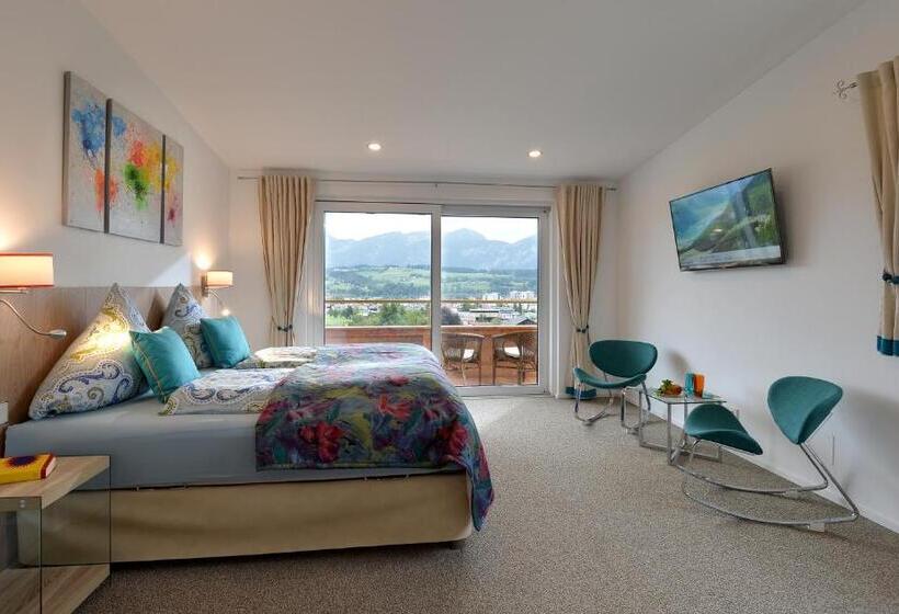 四人豪华间, Be 550