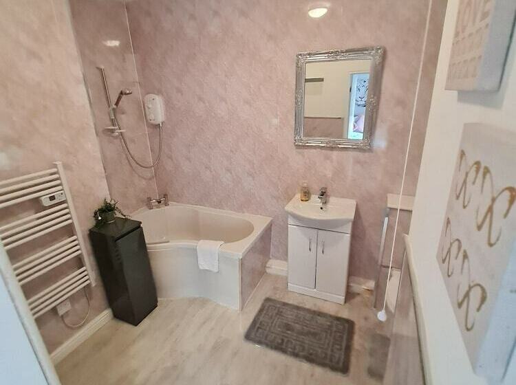 스탠다드 룸, The Mayfair Lodge & Family Suite