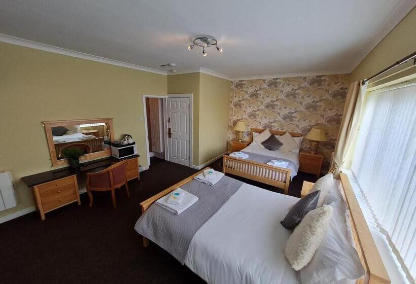 패밀리 룸, The Mayfair Lodge & Family Suite