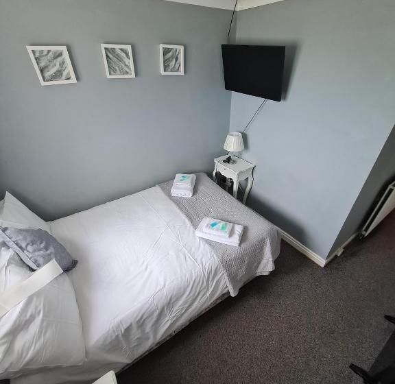 기본룸, The Mayfair Lodge & Family Suite