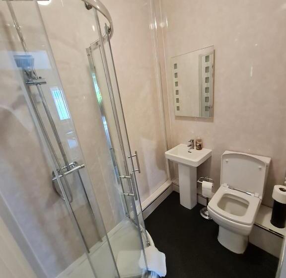 스탠다드 룸, The Mayfair Lodge & Family Suite