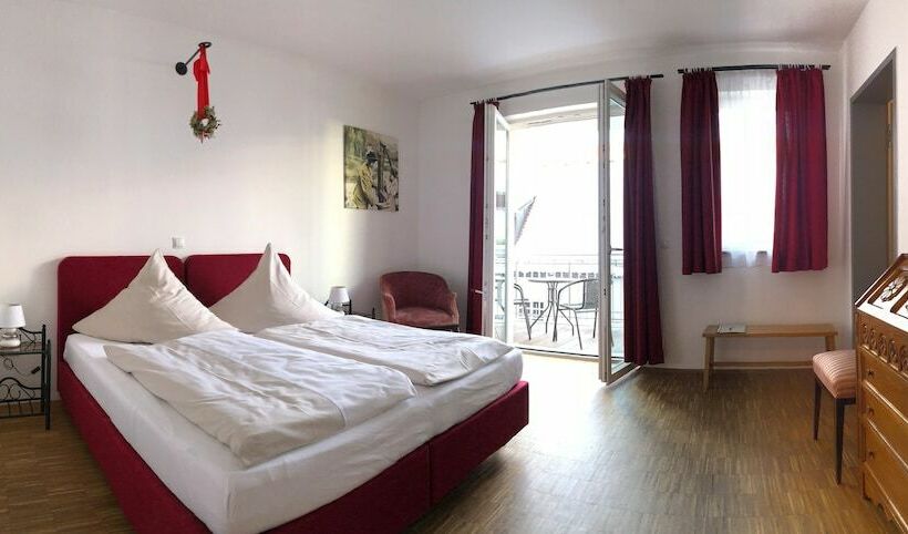 컴포트 룸, Freischutz