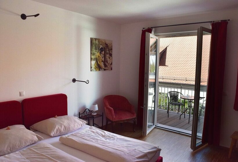 컴포트 룸, Freischutz