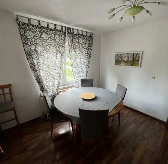 バルコニー付２ベッドルームアパートメント, Apartments And Rooms Kristina