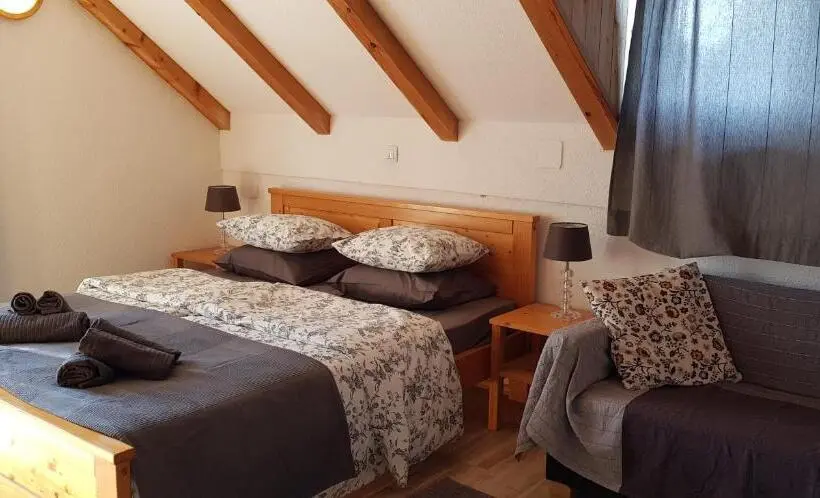 バルコニー付きスタンダードステューディオ, Apartments And Rooms Kristina