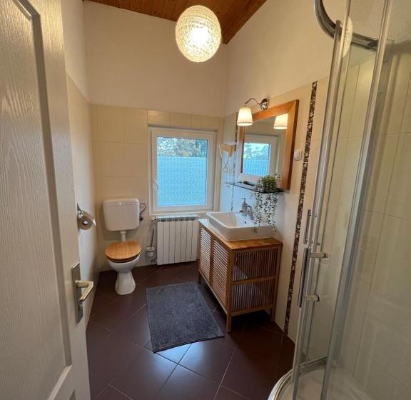 חדר סטודיו סטנדרד, Apartments And Rooms Kristina