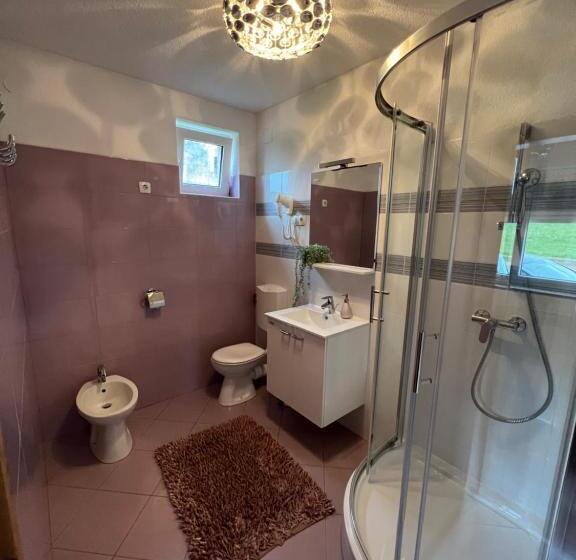 חדר קומפורט, Apartments And Rooms Kristina