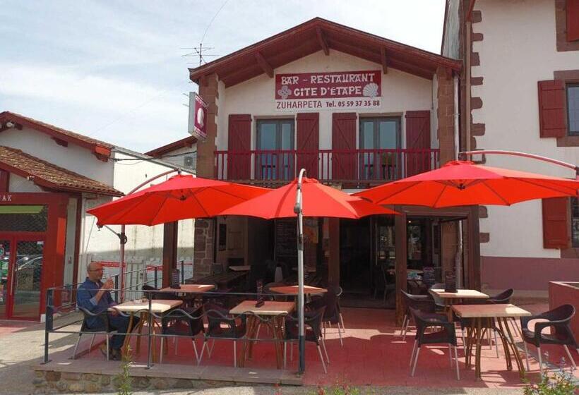 Кровать в Общей Комнате, Gîte D étape Zuharpeta Randonneur Pèlerin