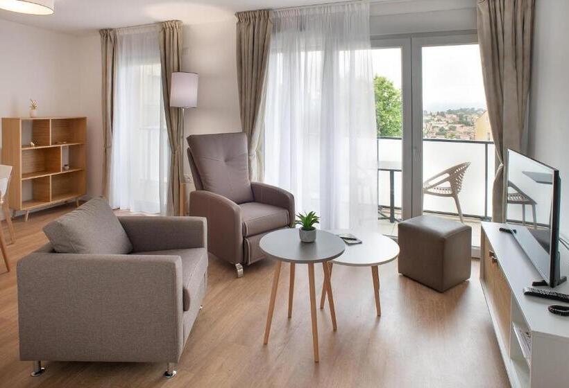 Апартаменты 2 Спальни, Domitys La Majolique