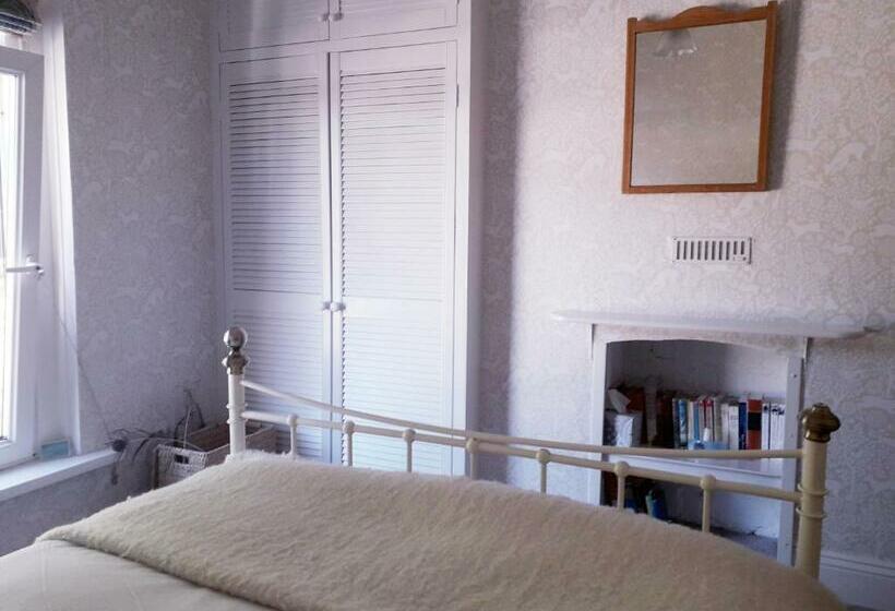 エコノミーシングルルーム, Tŷ Selah, Rugby Ave, Neath