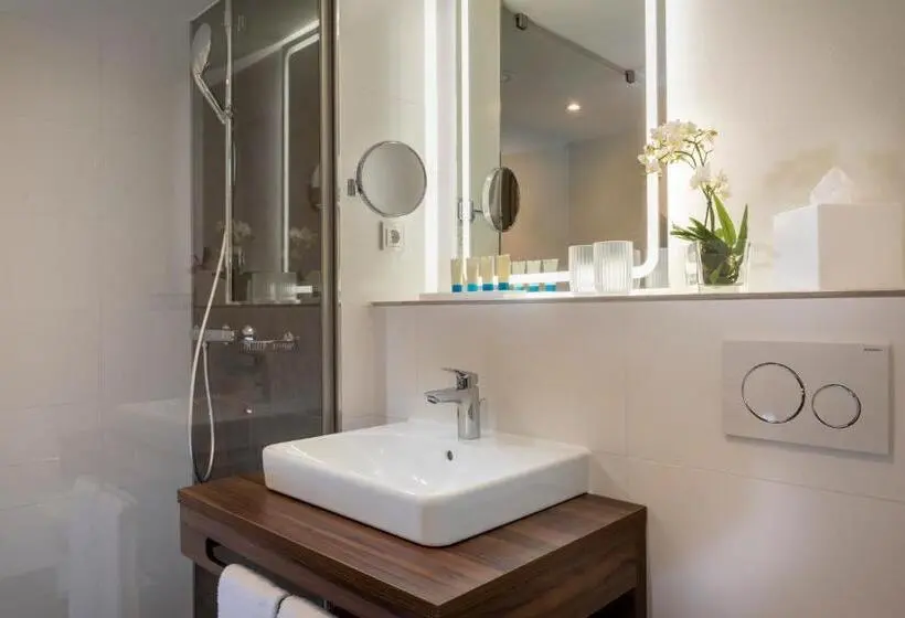 キングサイズベッドのスタンダードルーム, Hyatt House Frankfurt Eschborn