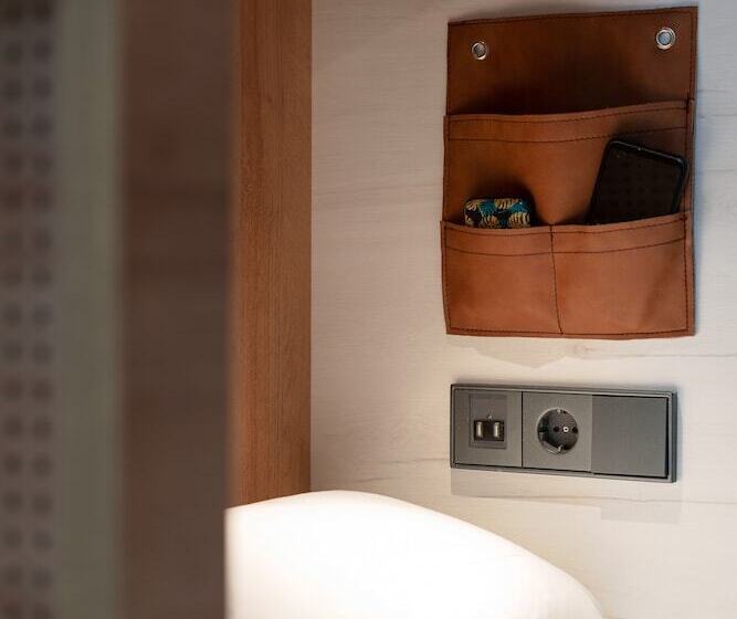 اتاق خانوادگی, Toc Hostel Granada